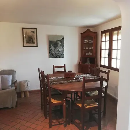 L'eissame Hébergement de vacances